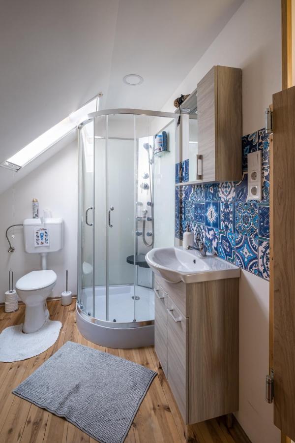 Szuerke Vendeghaz Balatonkenesen Appartement Buitenkant foto