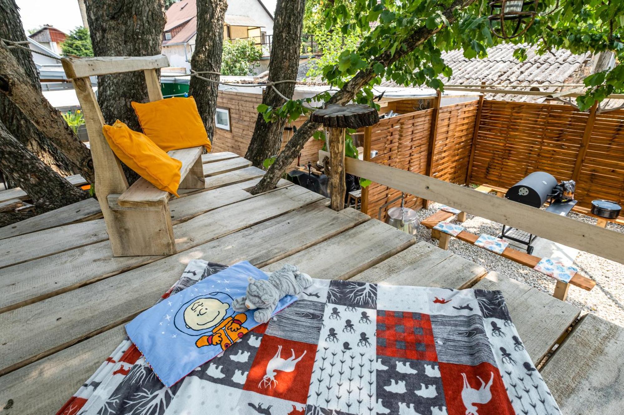Szuerke Vendeghaz Balatonkenesen Appartement Buitenkant foto